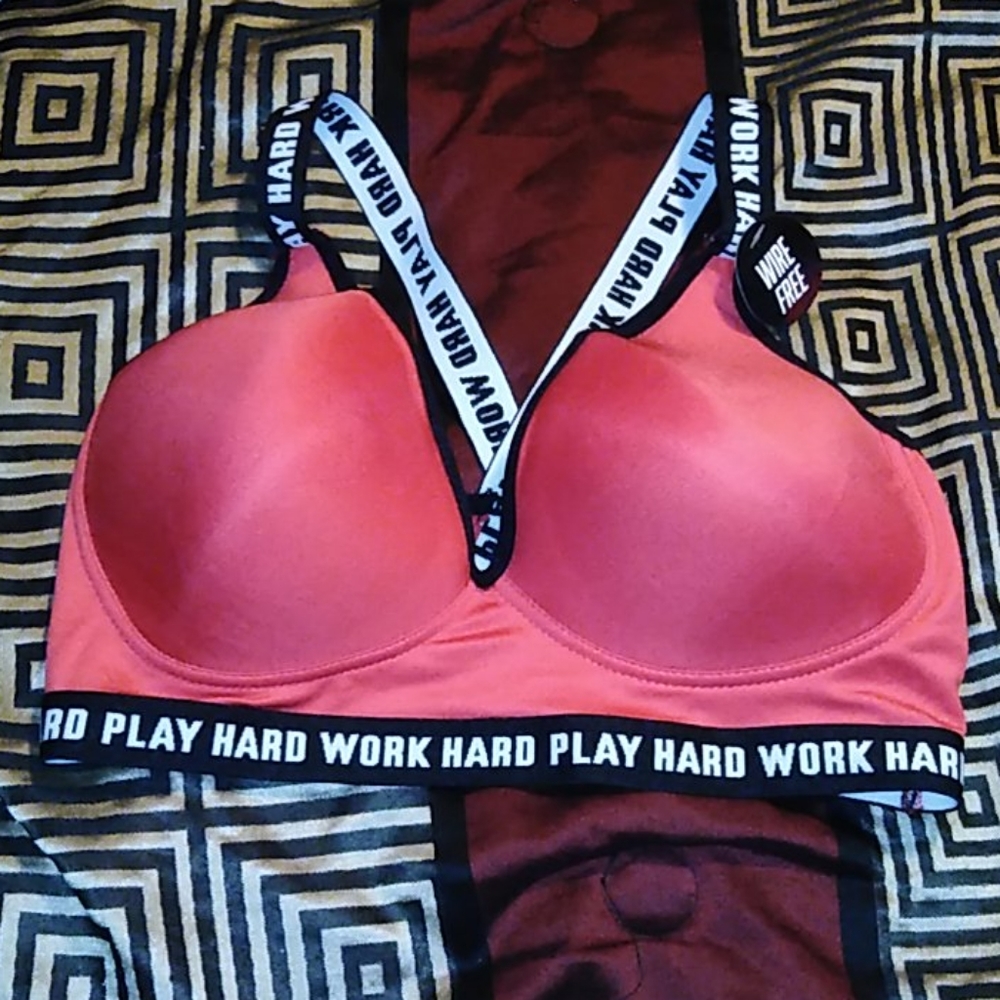 Wire Free Sports Bra